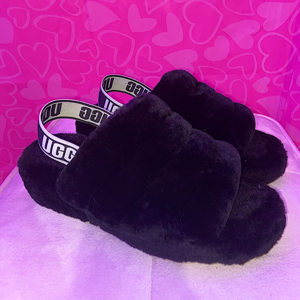 UGG women’s slippers